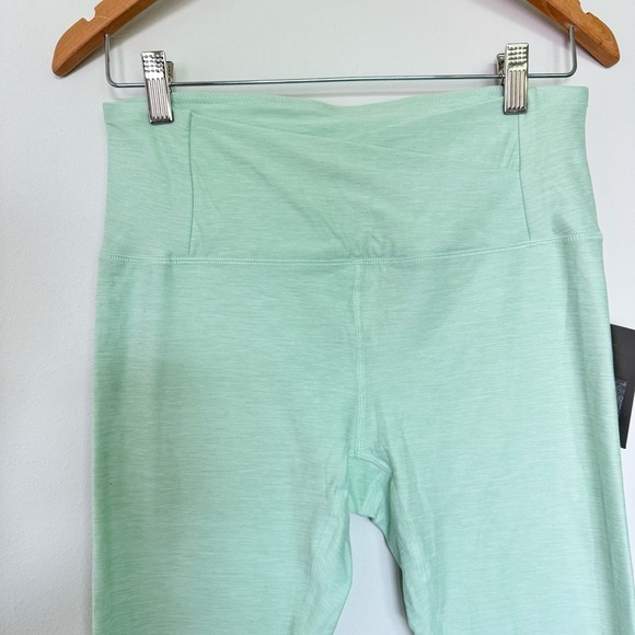NWT Harmony Balance Light Green Leggings Size Large - Picture 3 of 5